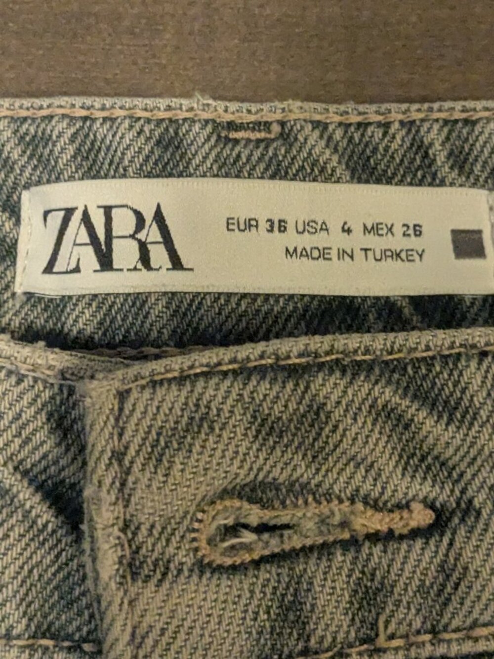 Zara High Rise Wideleg Jeans with Rip - Picture 15 of 16